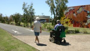 The high standard of construction in town makes the trail accessible to all members of the community (2007)