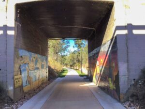The section on past the Warrego Highway underpass is now also of a high standard [2020 Karen Davidson]