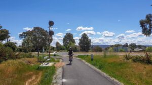 Heading out of Wodonga where the broad and standard gauge lines joined up. [2019]