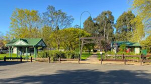Plenty of room for cars at the trailhead in Boolarra's Railway Park off Christian St [2022]