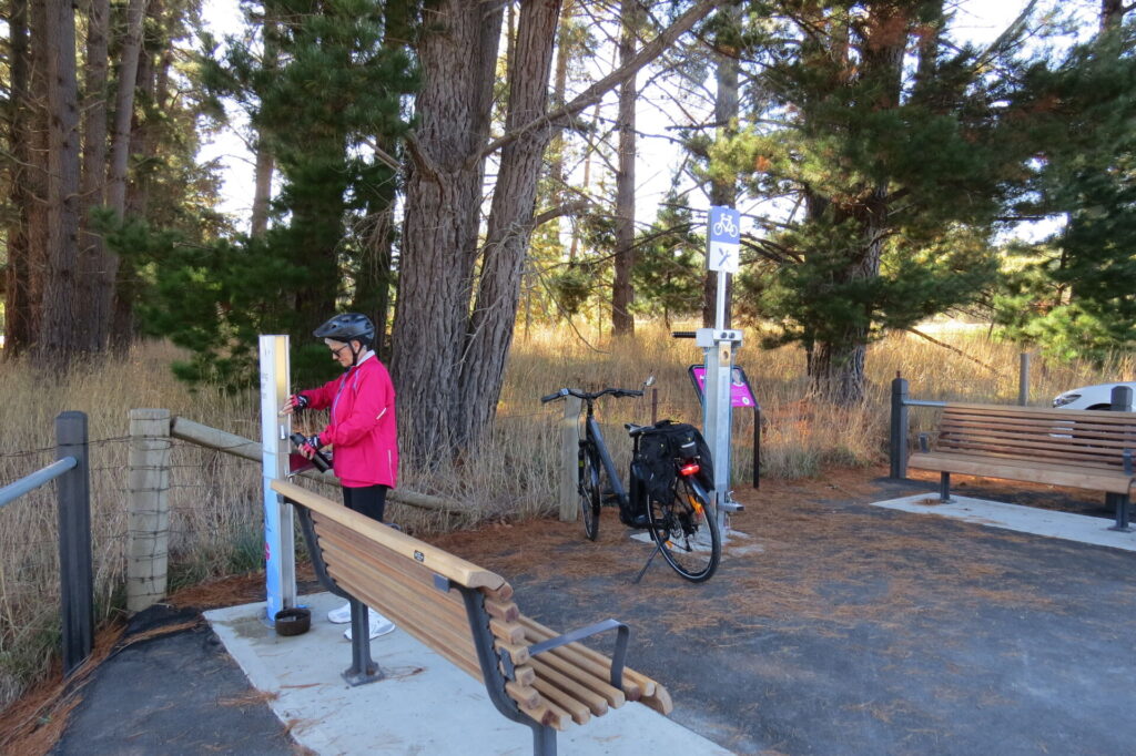 Upgrade of directional signage and installation of bike repair stations on Amy Gillett Rail Trail